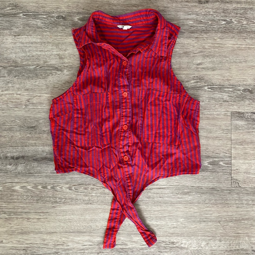 Sleeveless Crop Top